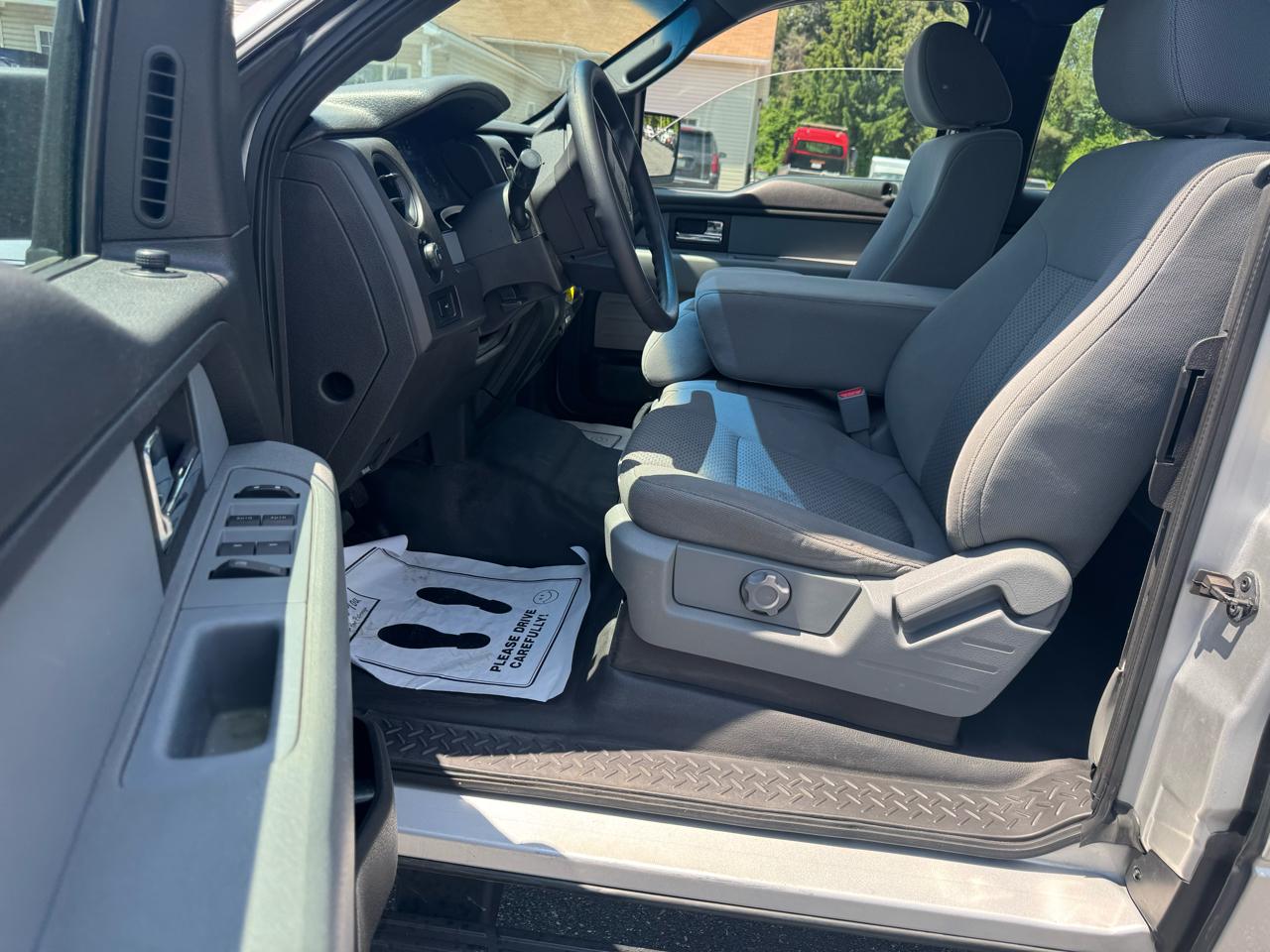 Ford F-150 4WD SuperCab 163" XL 2014
