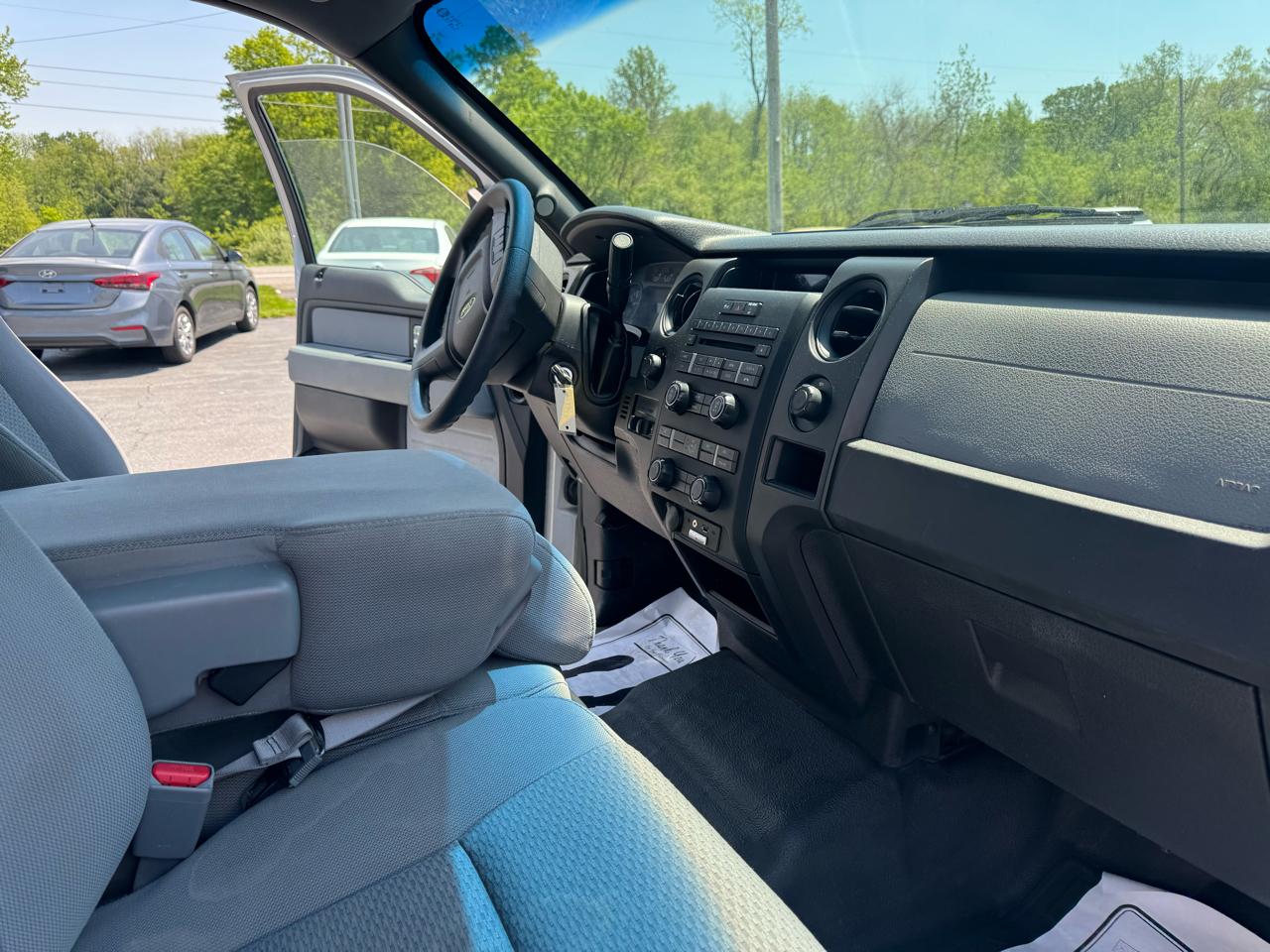 Ford F-150 4WD SuperCab 163" XL 2014