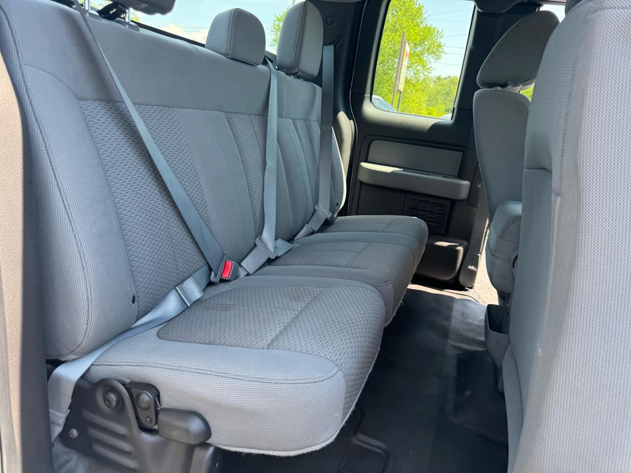 Ford F-150 4WD SuperCab 163" XL 2014