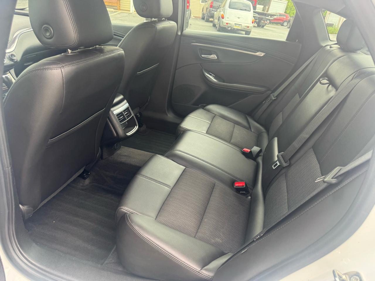 Chevrolet Impala 4dr Sdn LT w/2LT 2016