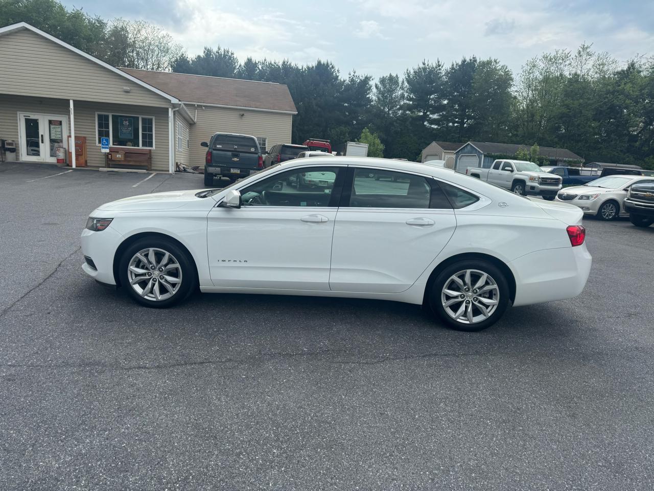 Chevrolet Impala 4dr Sdn LT w/2LT 2016