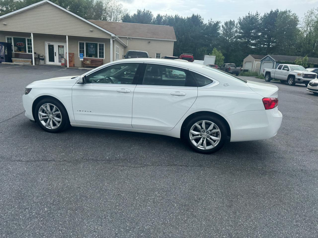 Chevrolet Impala 4dr Sdn LT w/2LT 2016