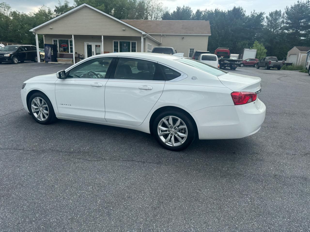 Chevrolet Impala 4dr Sdn LT w/2LT 2016