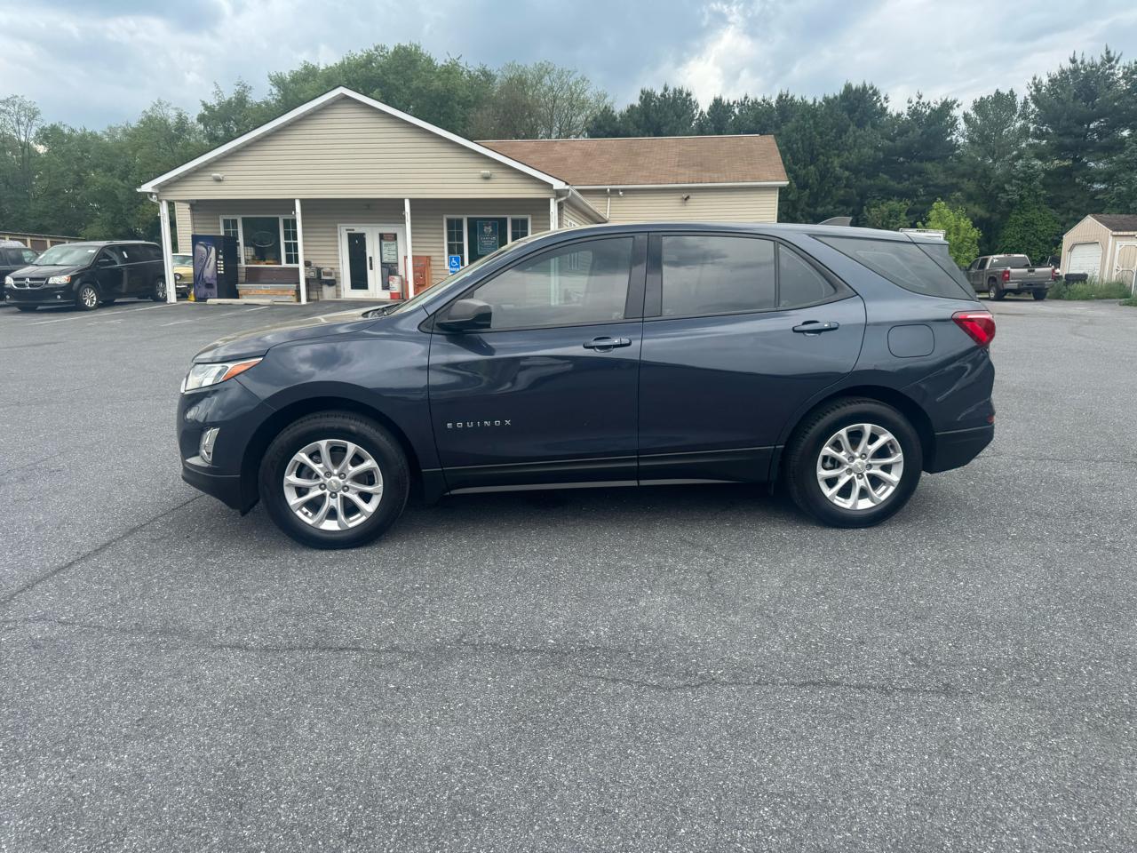 Chevrolet Equinox AWD 4dr LS w/1LS 2019