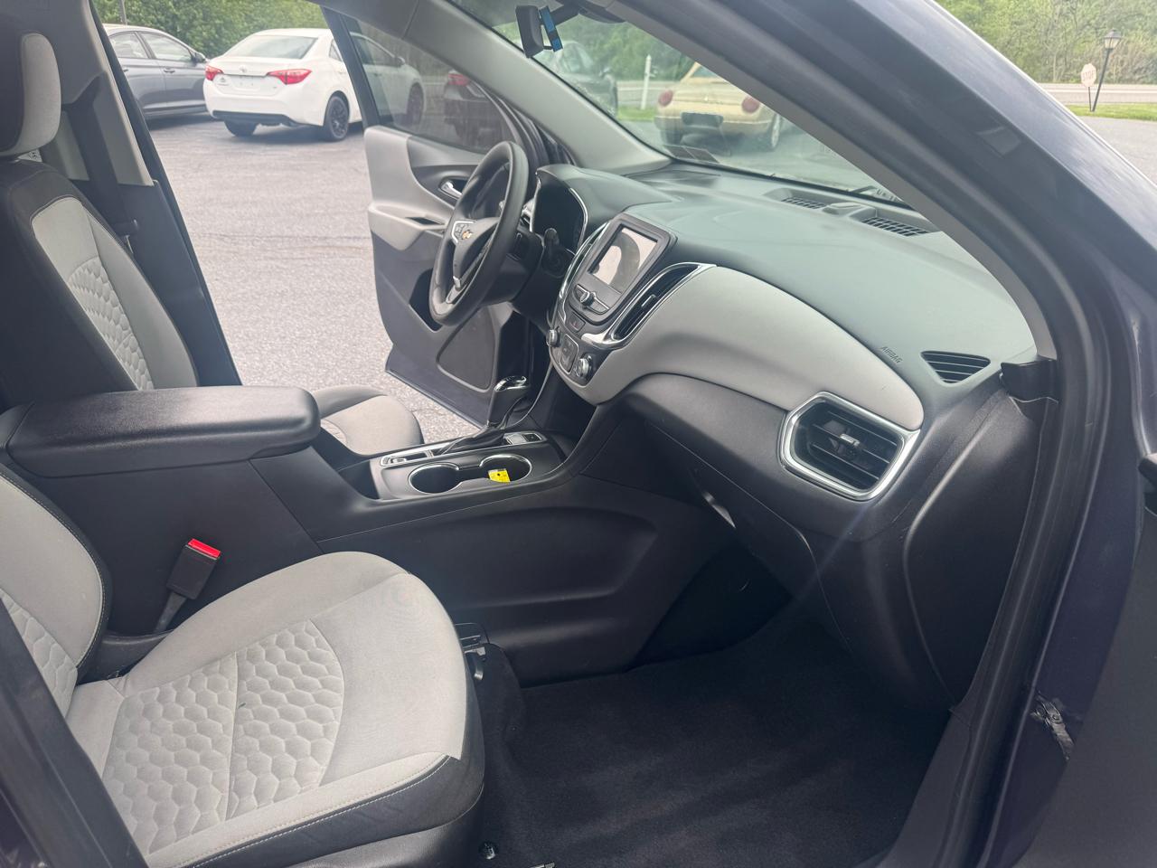 Chevrolet Equinox AWD 4dr LS w/1LS 2019