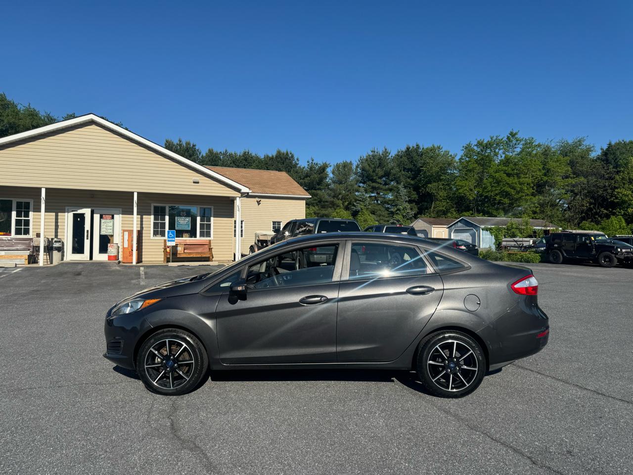 Ford Fiesta 4dr Sdn SE 2016