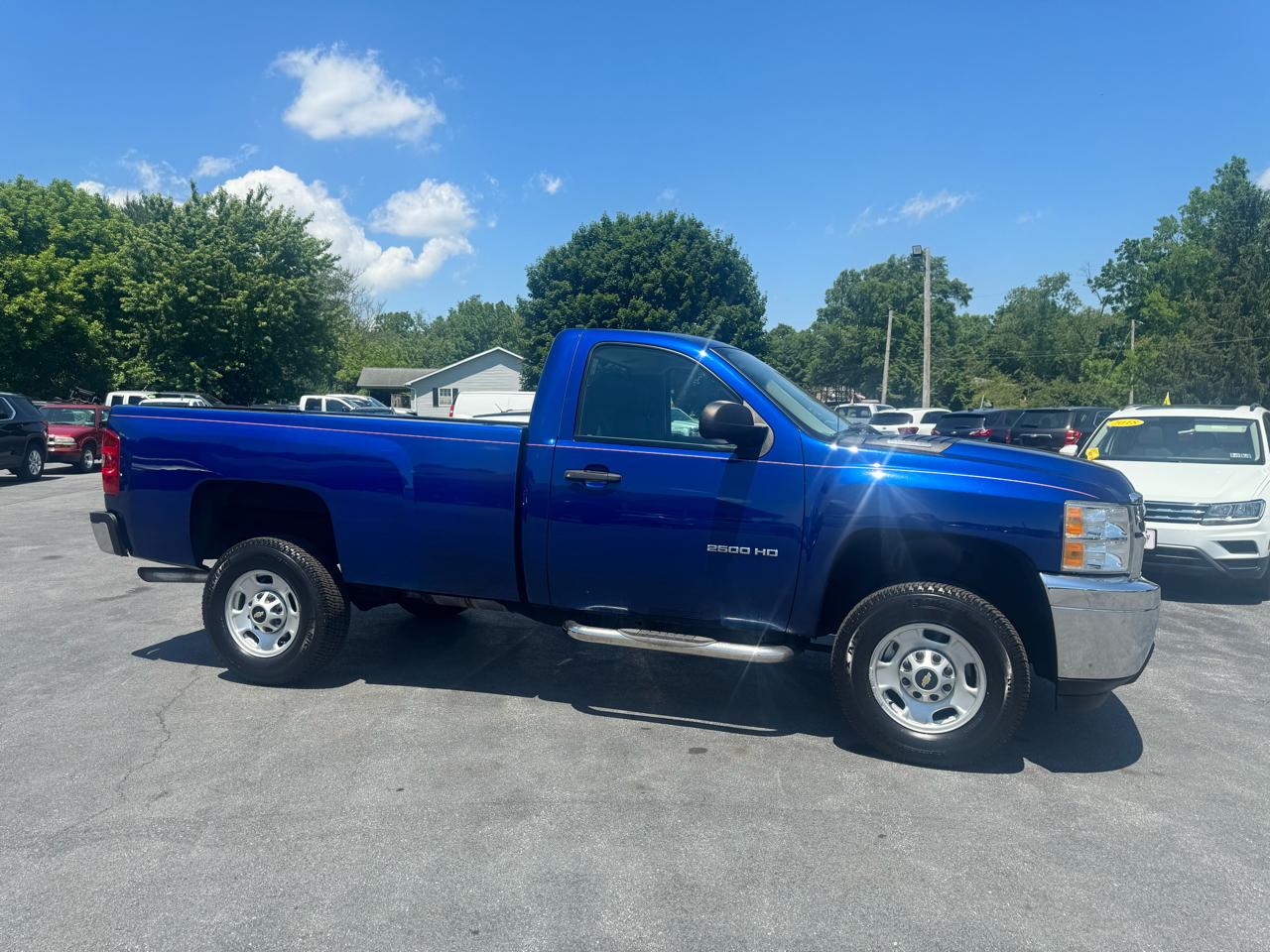 Chevrolet Silverado 2500HD 2WD Reg Cab 133.7" Work Truck 2013