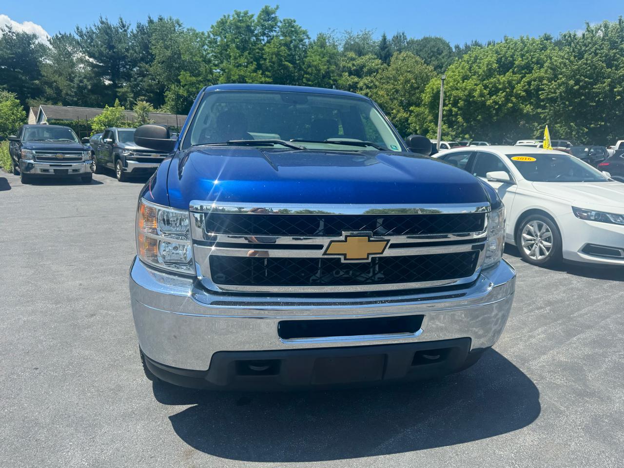 Chevrolet Silverado 2500HD 2WD Reg Cab 133.7" Work Truck 2013