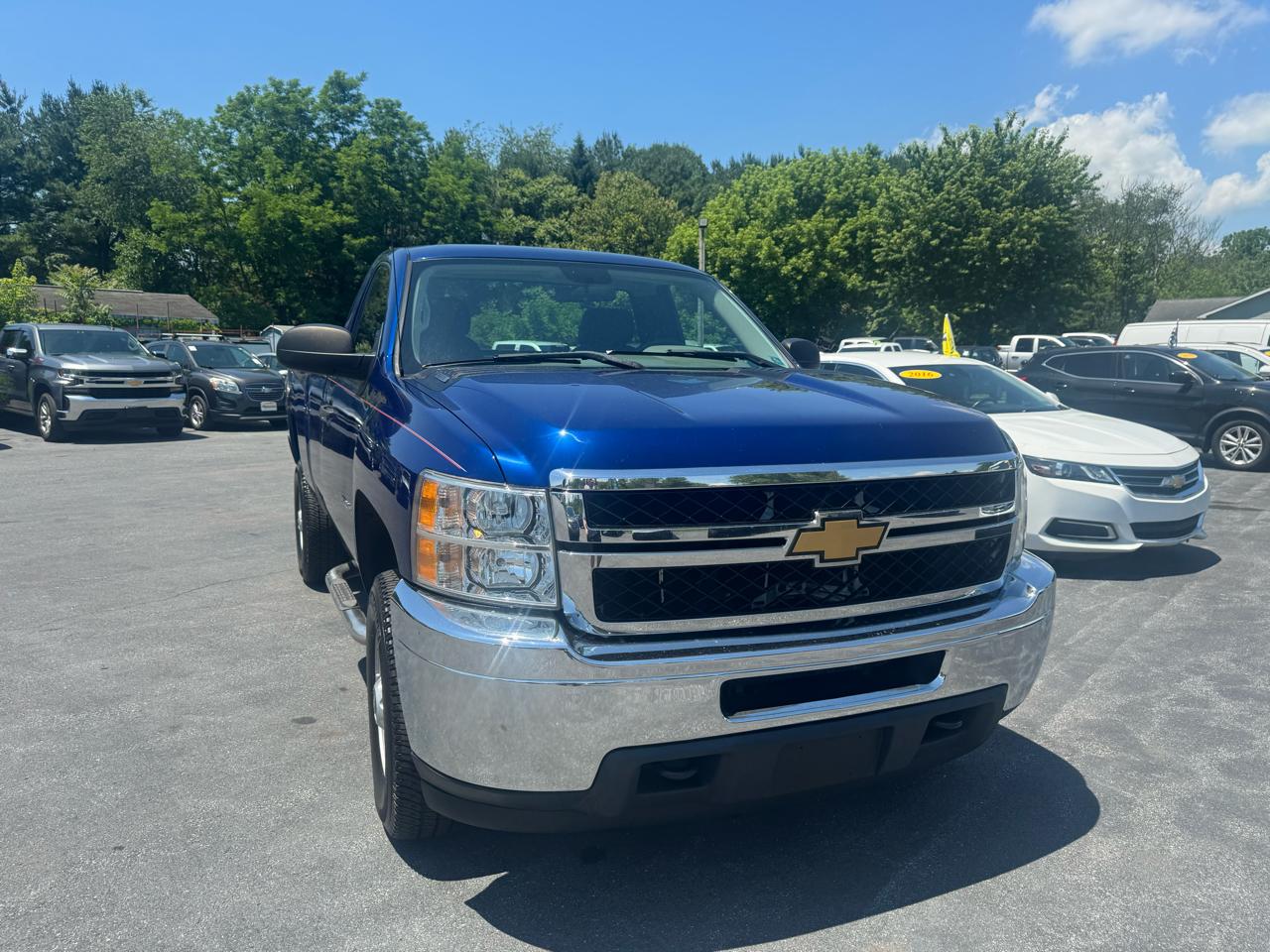 Chevrolet Silverado 2500HD 2WD Reg Cab 133.7" Work Truck 2013