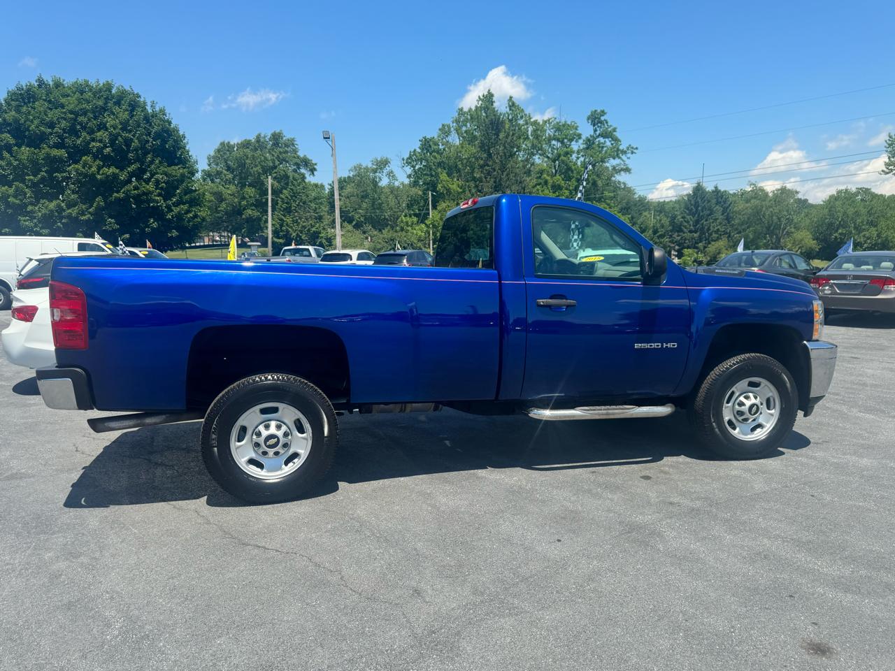 Chevrolet Silverado 2500HD 2WD Reg Cab 133.7" Work Truck 2013