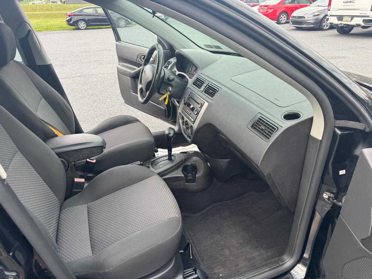 Ford Focus 5dr HB SES 2007