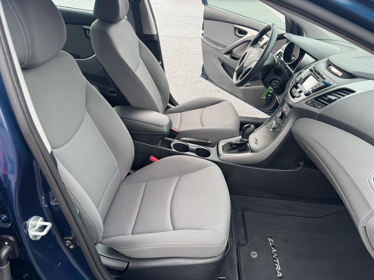 Hyundai Elantra 4dr Sdn Auto SE (Ulsan Plant) 2015