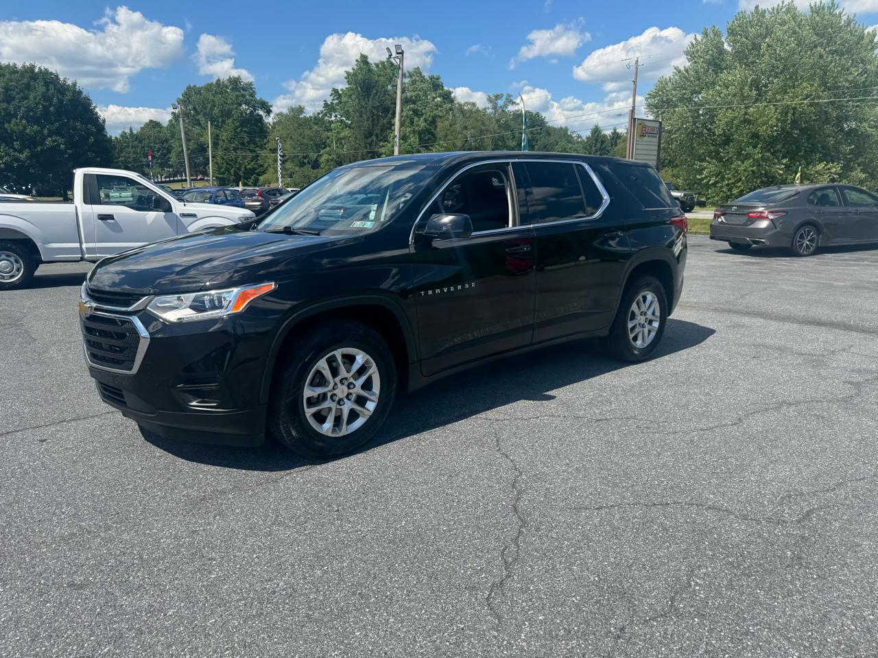 Chevrolet Traverse AWD 4dr LS w/1FL 2020