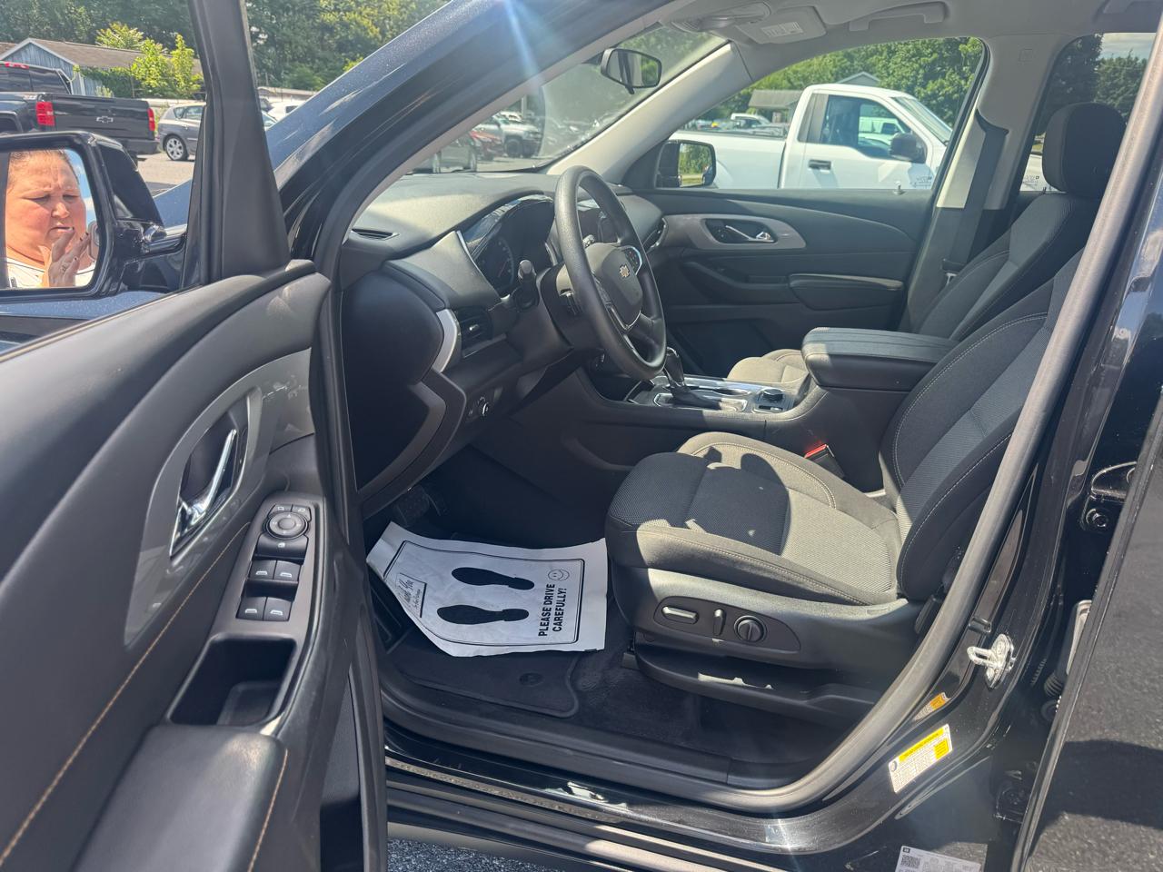 Chevrolet Traverse AWD 4dr LS w/1FL 2020