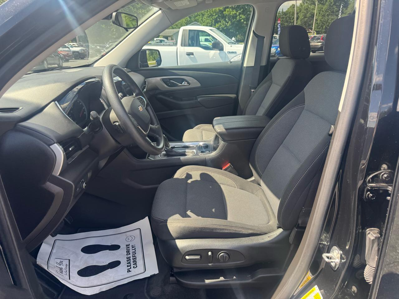 Chevrolet Traverse AWD 4dr LS w/1FL 2020