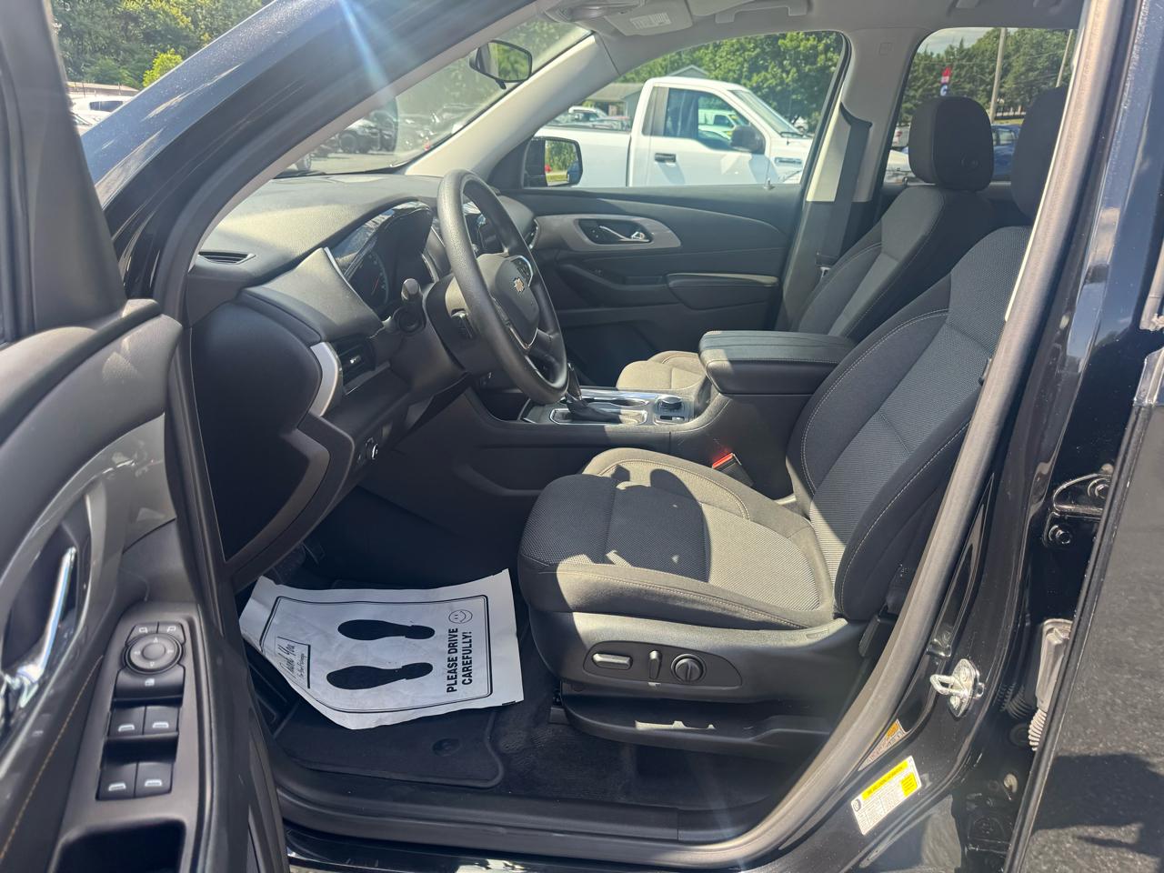 Chevrolet Traverse AWD 4dr LS w/1FL 2020