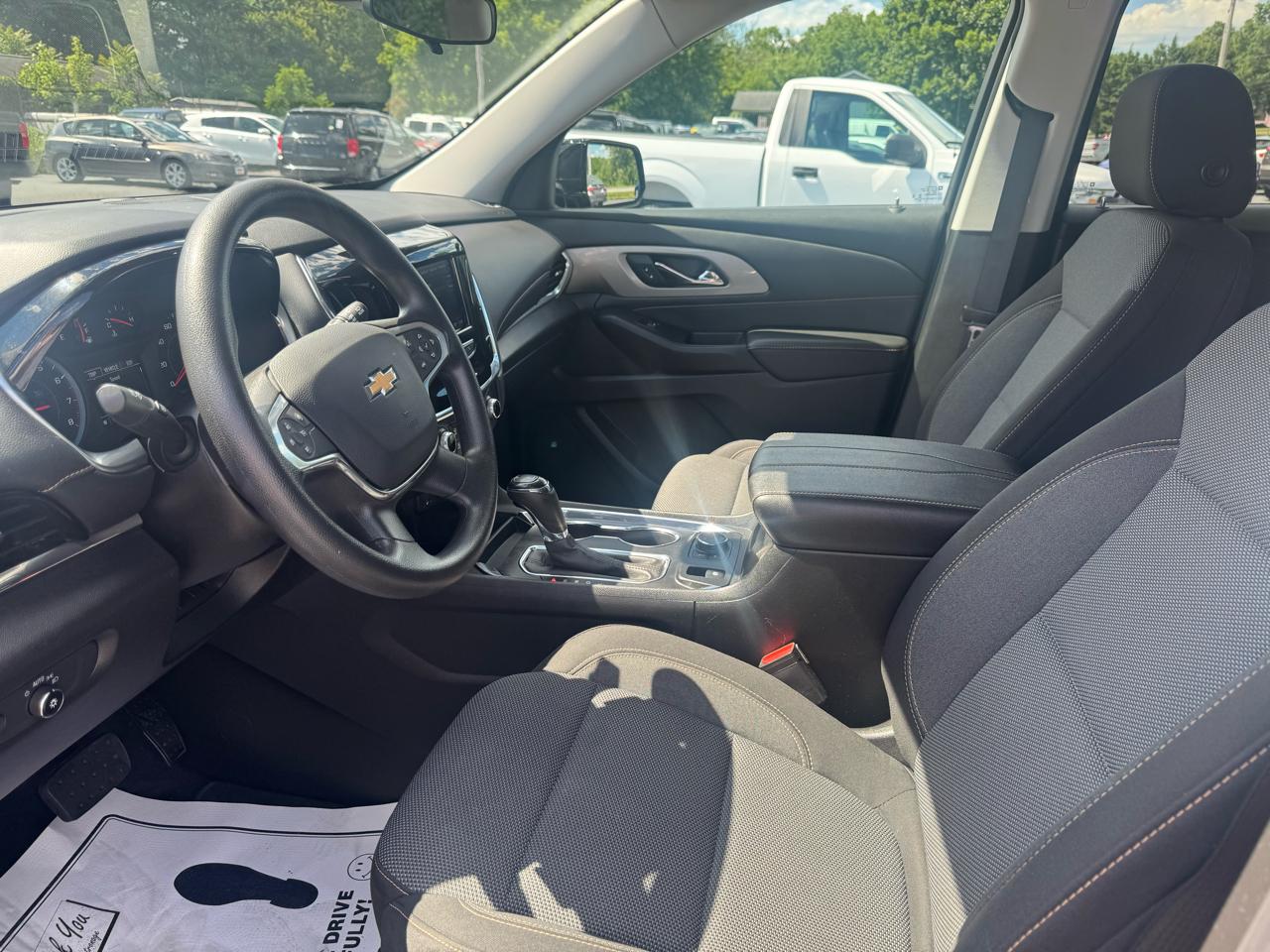 Chevrolet Traverse AWD 4dr LS w/1FL 2020