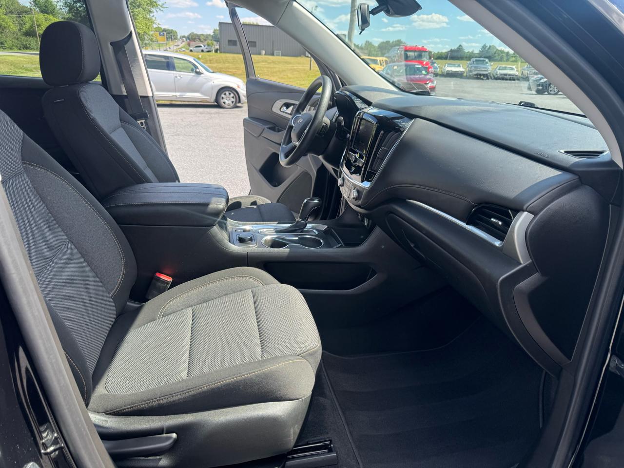 Chevrolet Traverse AWD 4dr LS w/1FL 2020