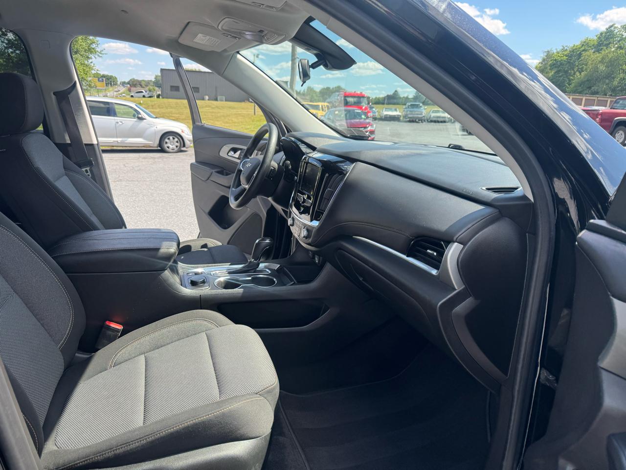Chevrolet Traverse AWD 4dr LS w/1FL 2020