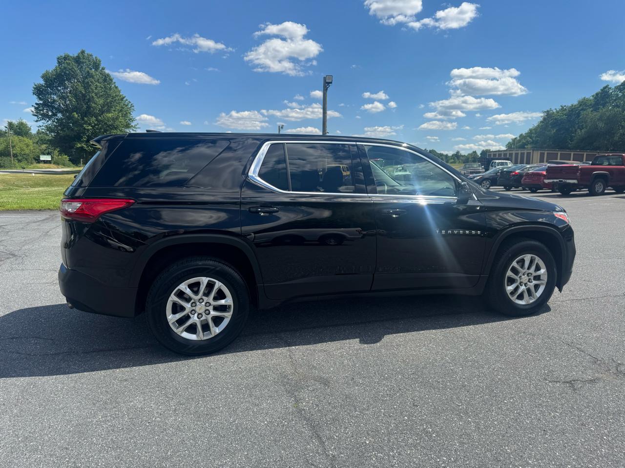 Chevrolet Traverse AWD 4dr LS w/1FL 2020