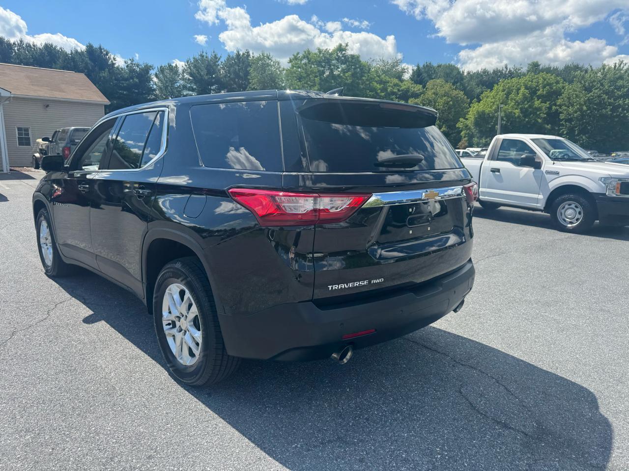 Chevrolet Traverse AWD 4dr LS w/1FL 2020