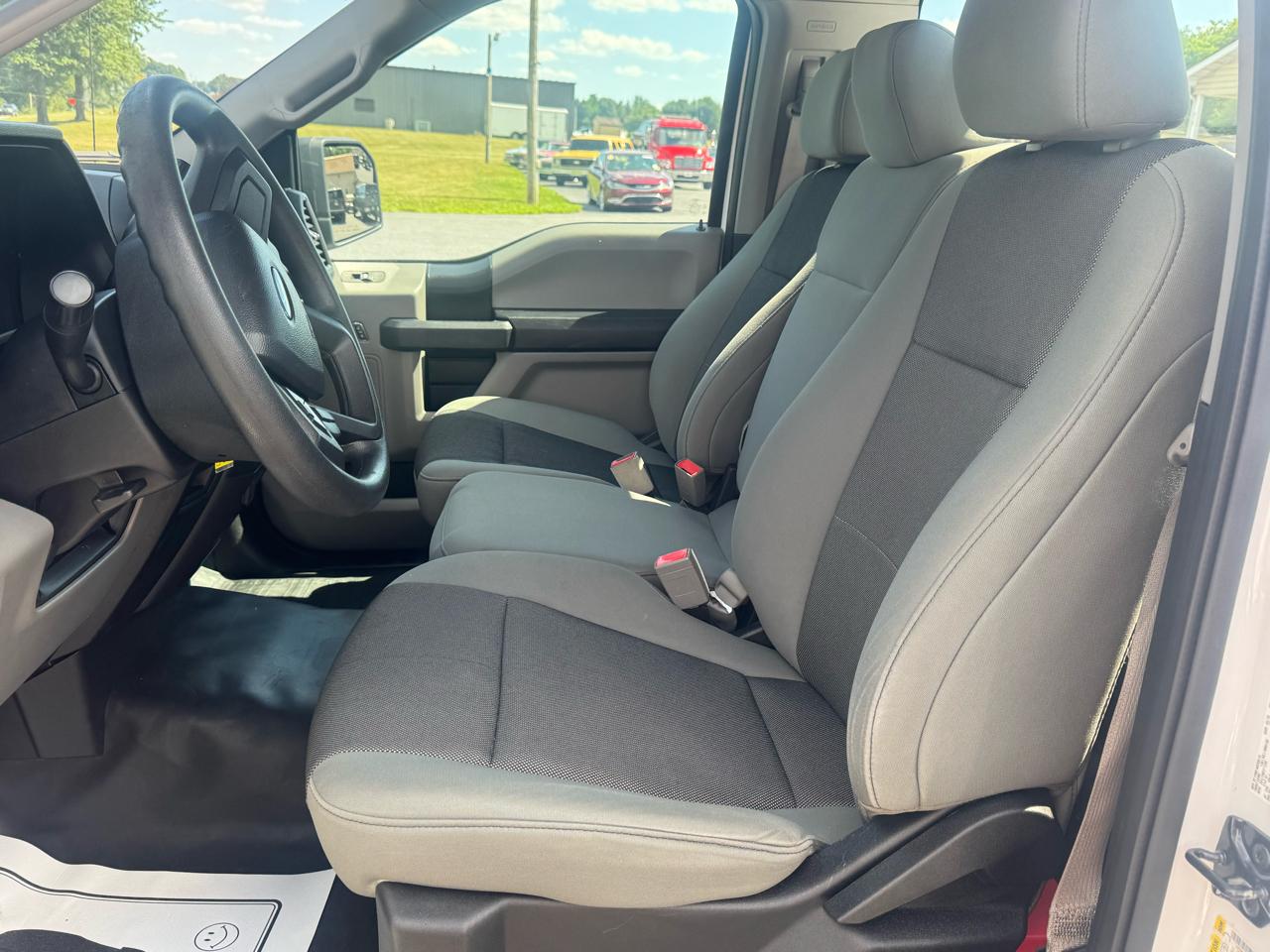 Ford F-150 XL 2WD 2018