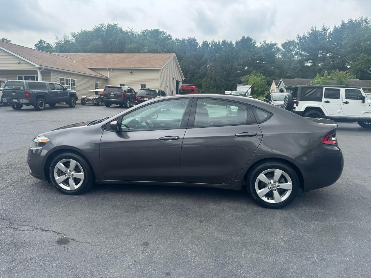 Dodge Dart 4dr Sdn SXT *Ltd Avail* 2016