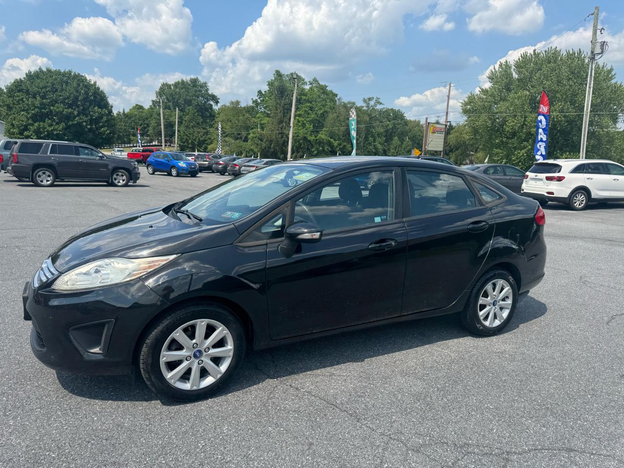 Ford Fiesta 4dr Sdn SE 2013