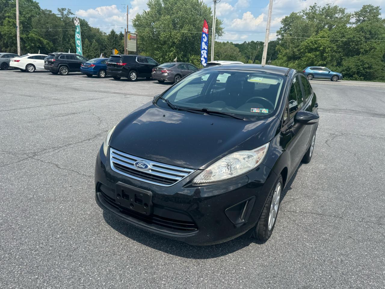 Ford Fiesta 4dr Sdn SE 2013