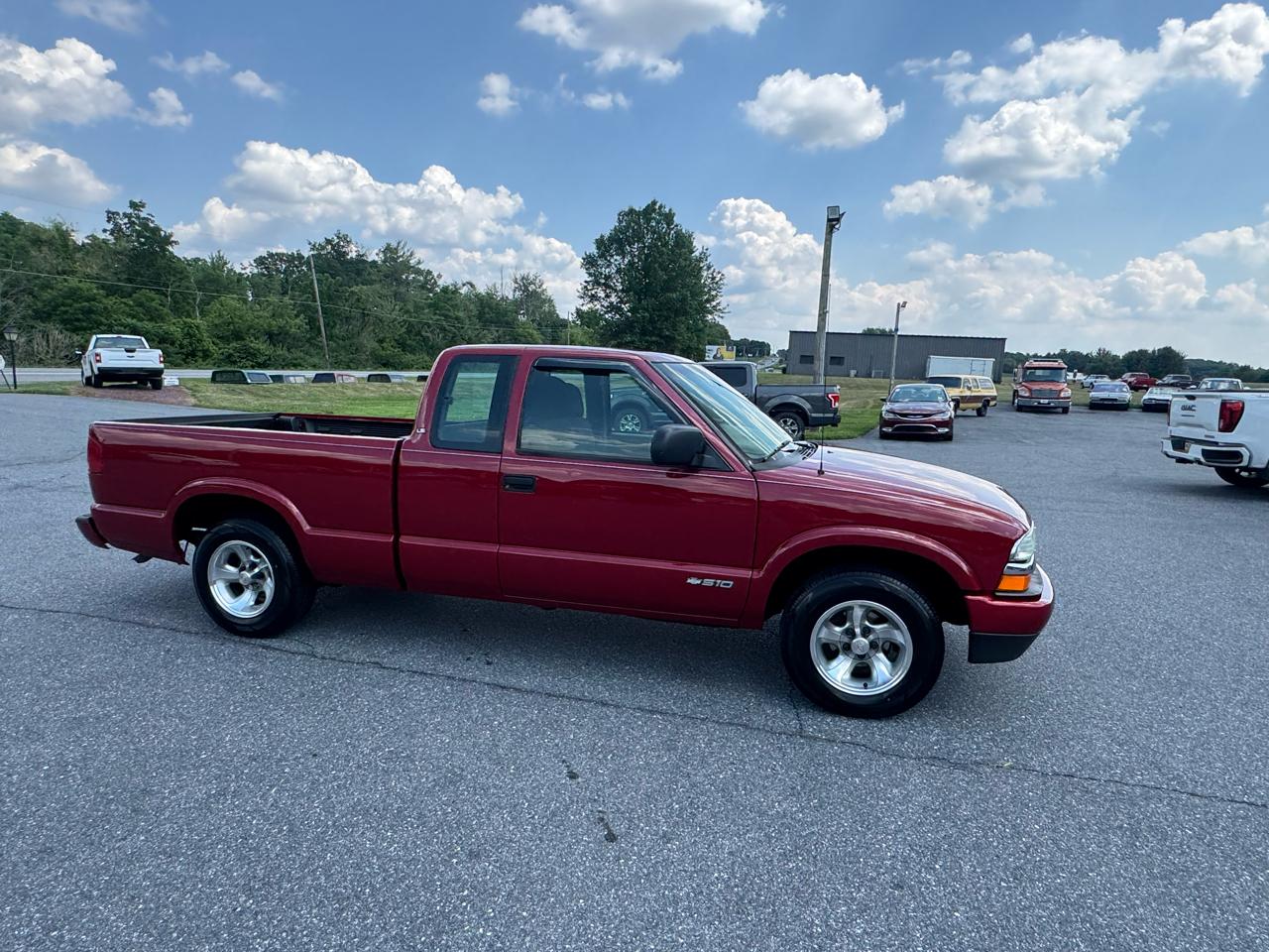 Chevrolet S-10 Ext Cab 123" WB LS 2003