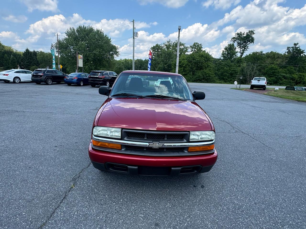 Chevrolet S-10 Ext Cab 123" WB LS 2003