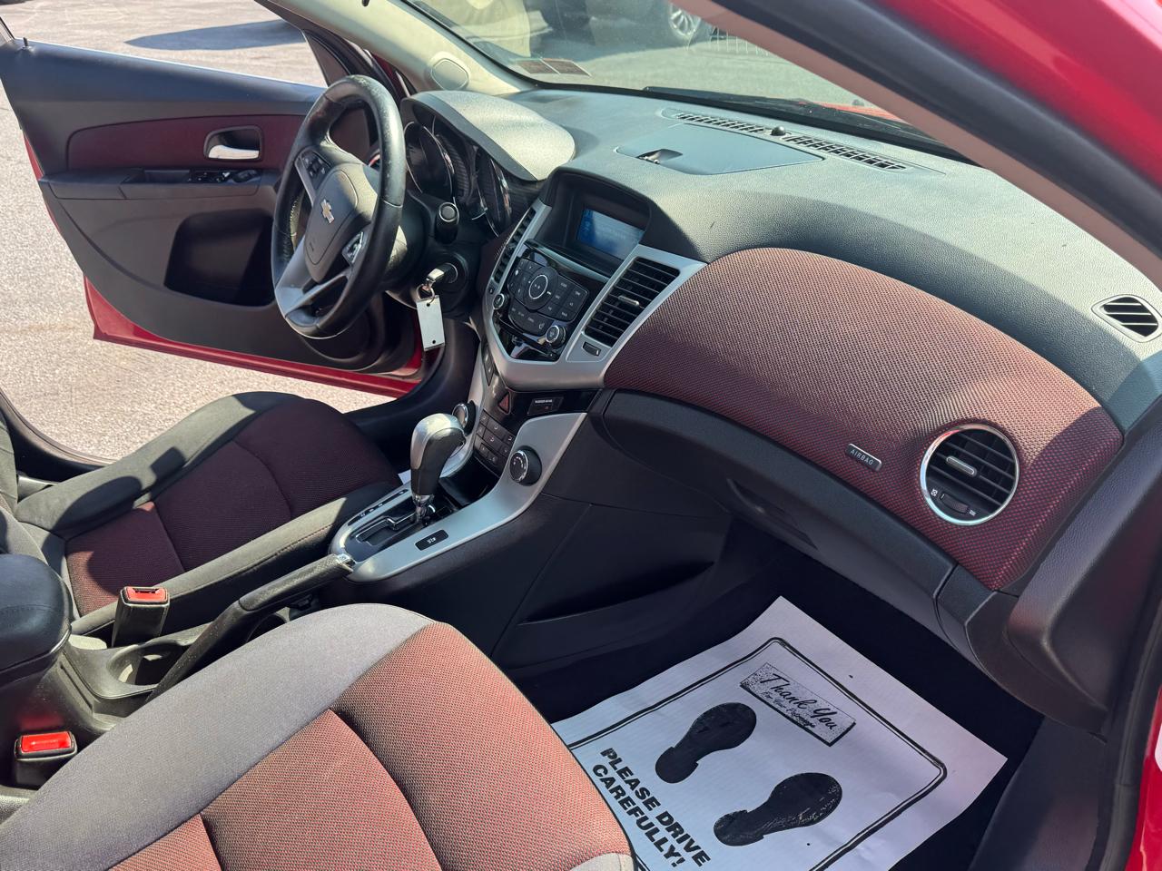 Chevrolet Cruze 4dr Sdn LT w/1LT 2012