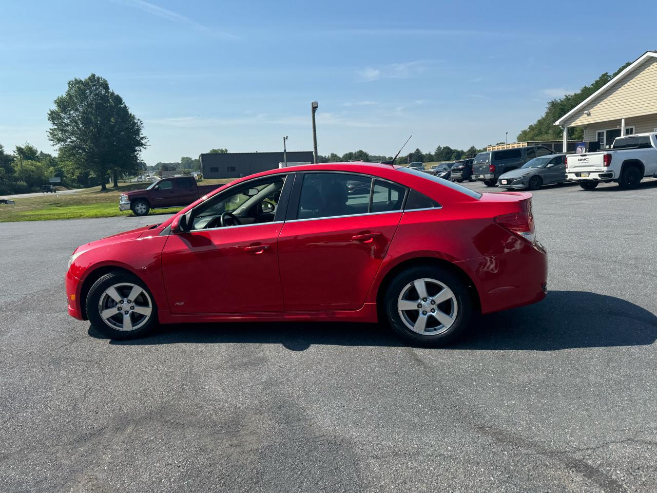 Chevrolet Cruze 4dr Sdn LT w/1LT 2012