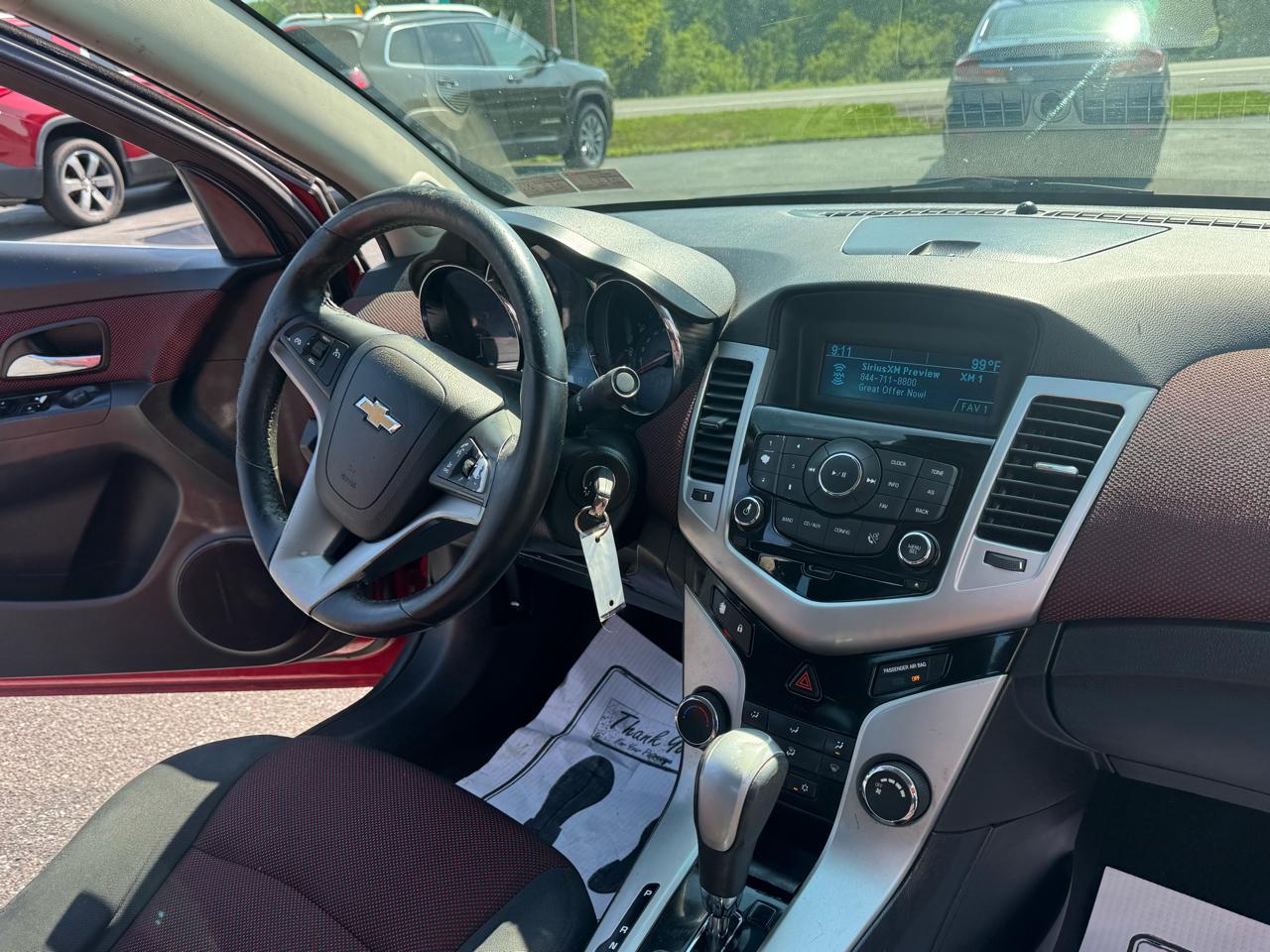Chevrolet Cruze 4dr Sdn LT w/1LT 2012