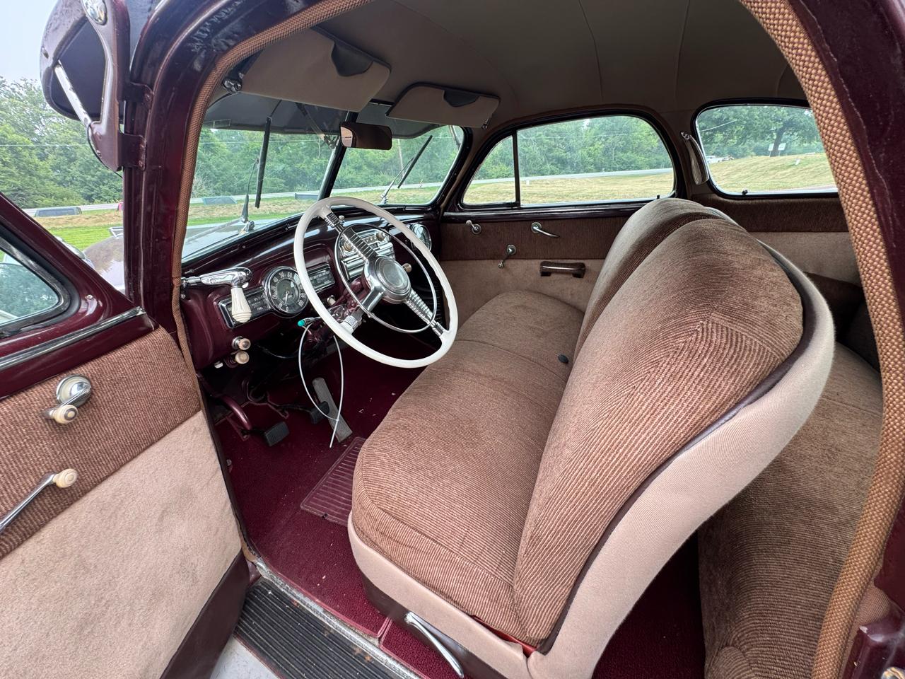 Pontiac Torpedo  1947