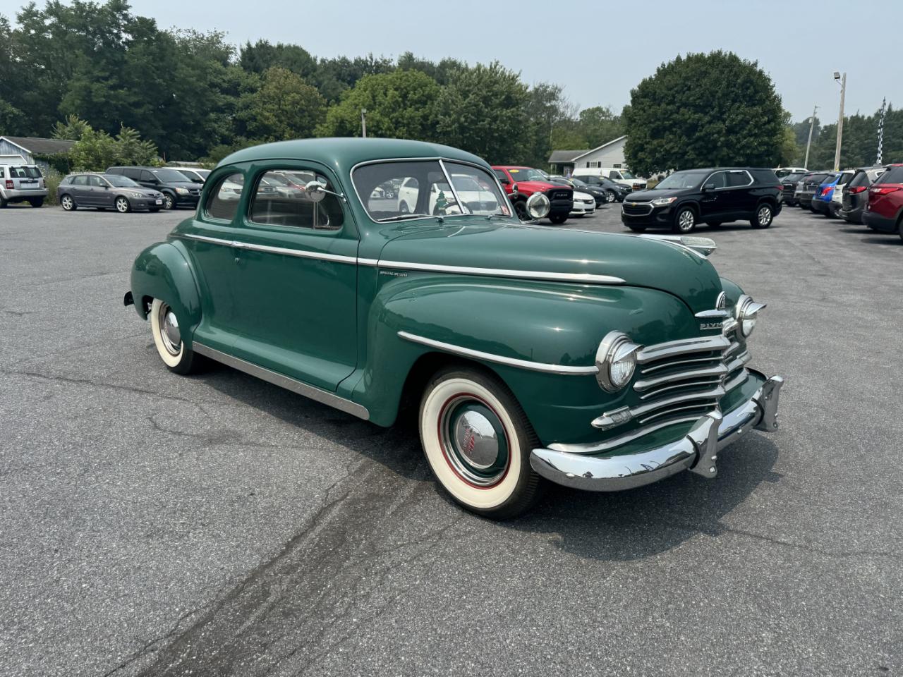 Plymouth Deluxe  1948