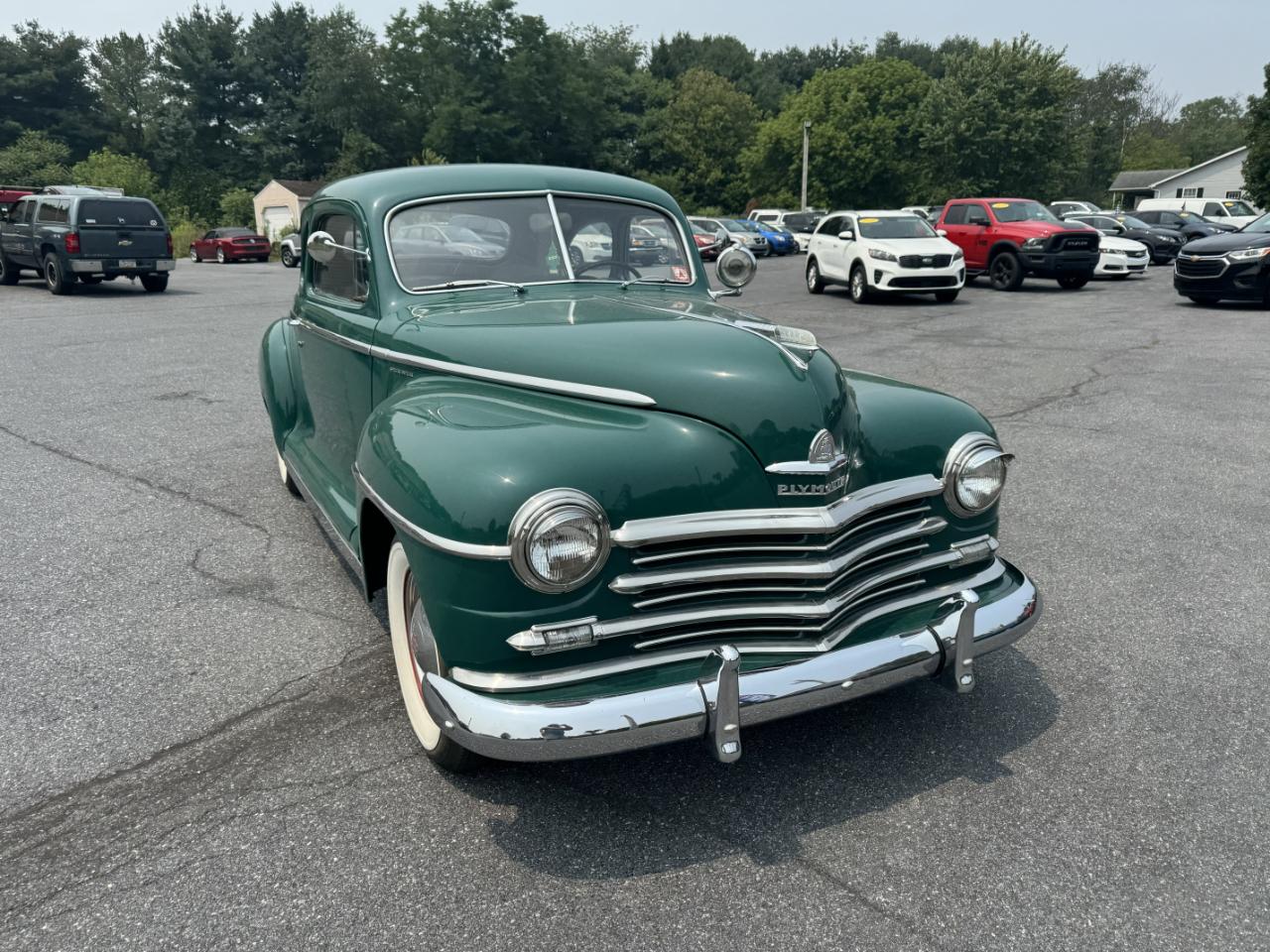 Plymouth Deluxe  1948