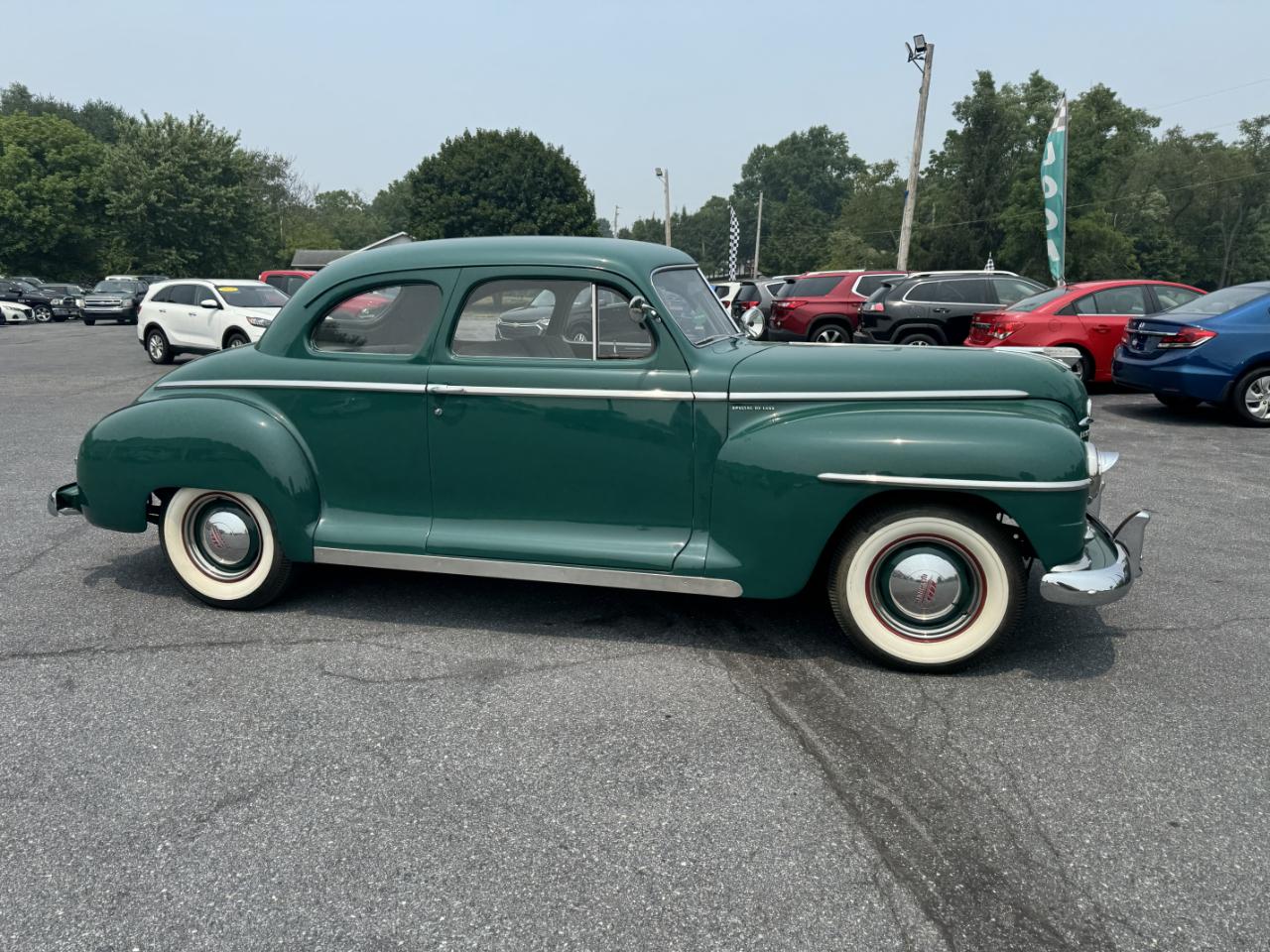 Plymouth Deluxe  1948