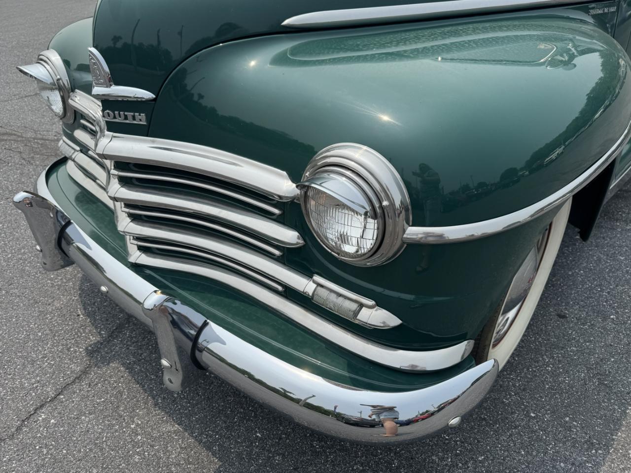 Plymouth Deluxe  1948