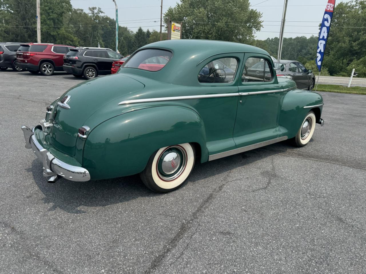 Plymouth Deluxe  1948