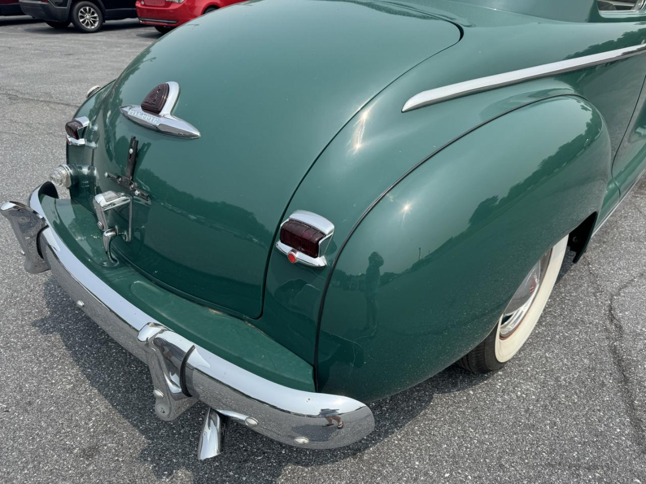 Plymouth Deluxe  1948