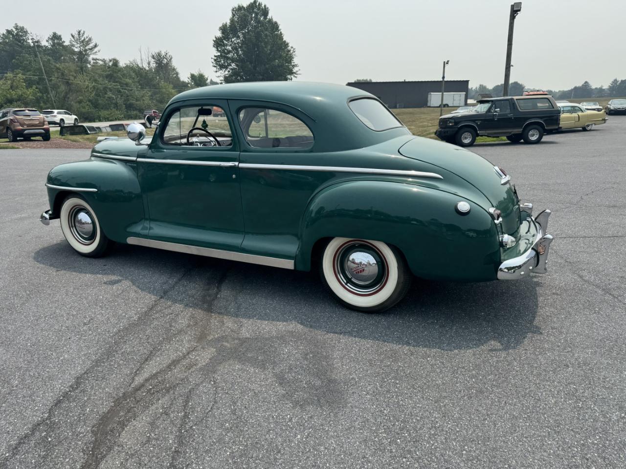 Plymouth Deluxe  1948