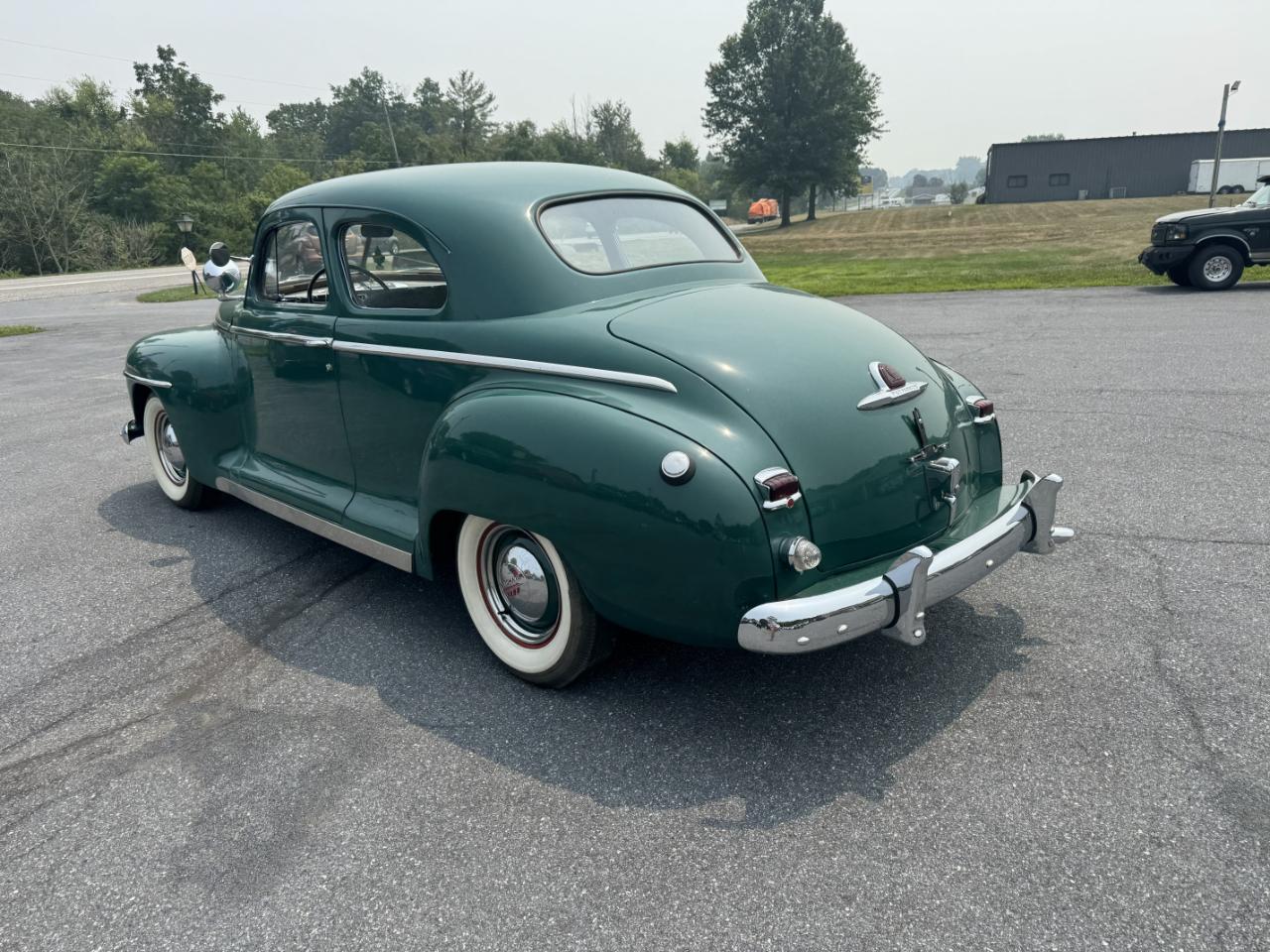 Plymouth Deluxe  1948