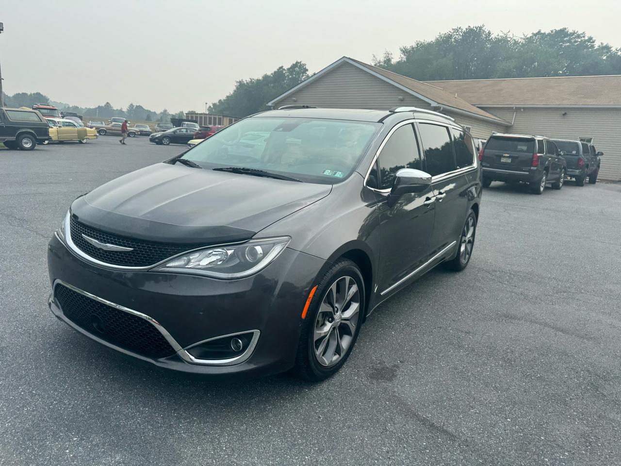 Chrysler Pacifica Limited FWD 2017