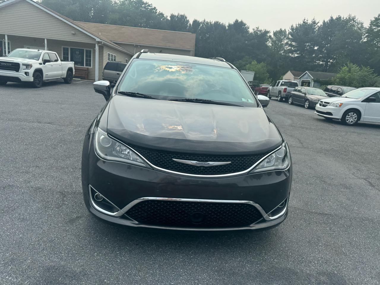 Chrysler Pacifica Limited FWD 2017