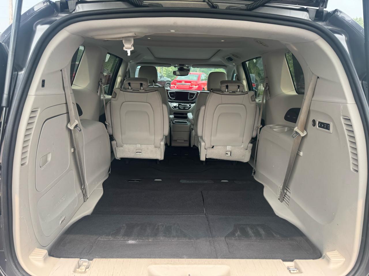 Chrysler Pacifica Limited FWD 2017