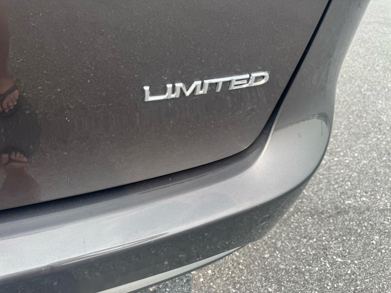 Chrysler Pacifica Limited FWD 2017