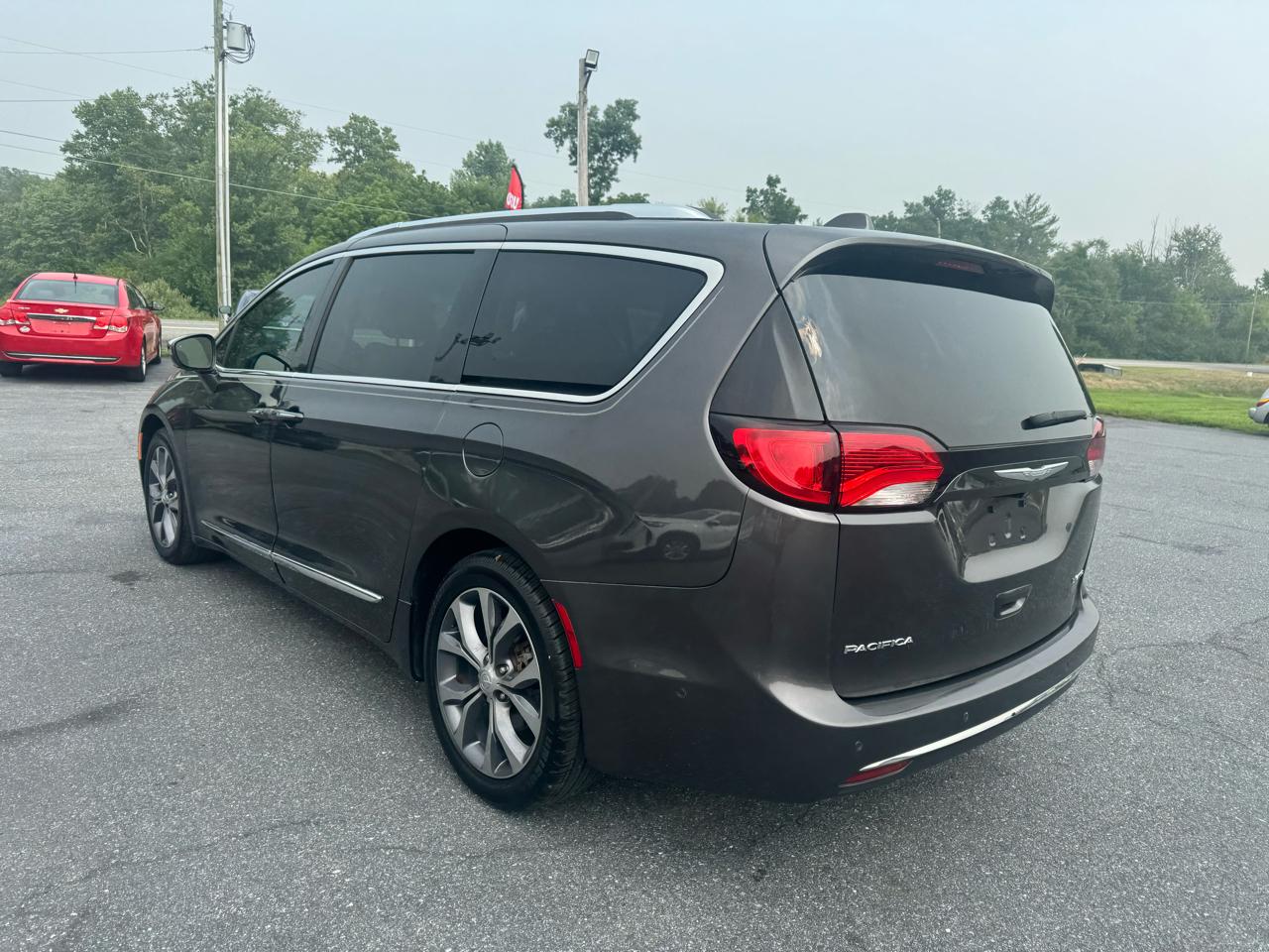Chrysler Pacifica Limited FWD 2017