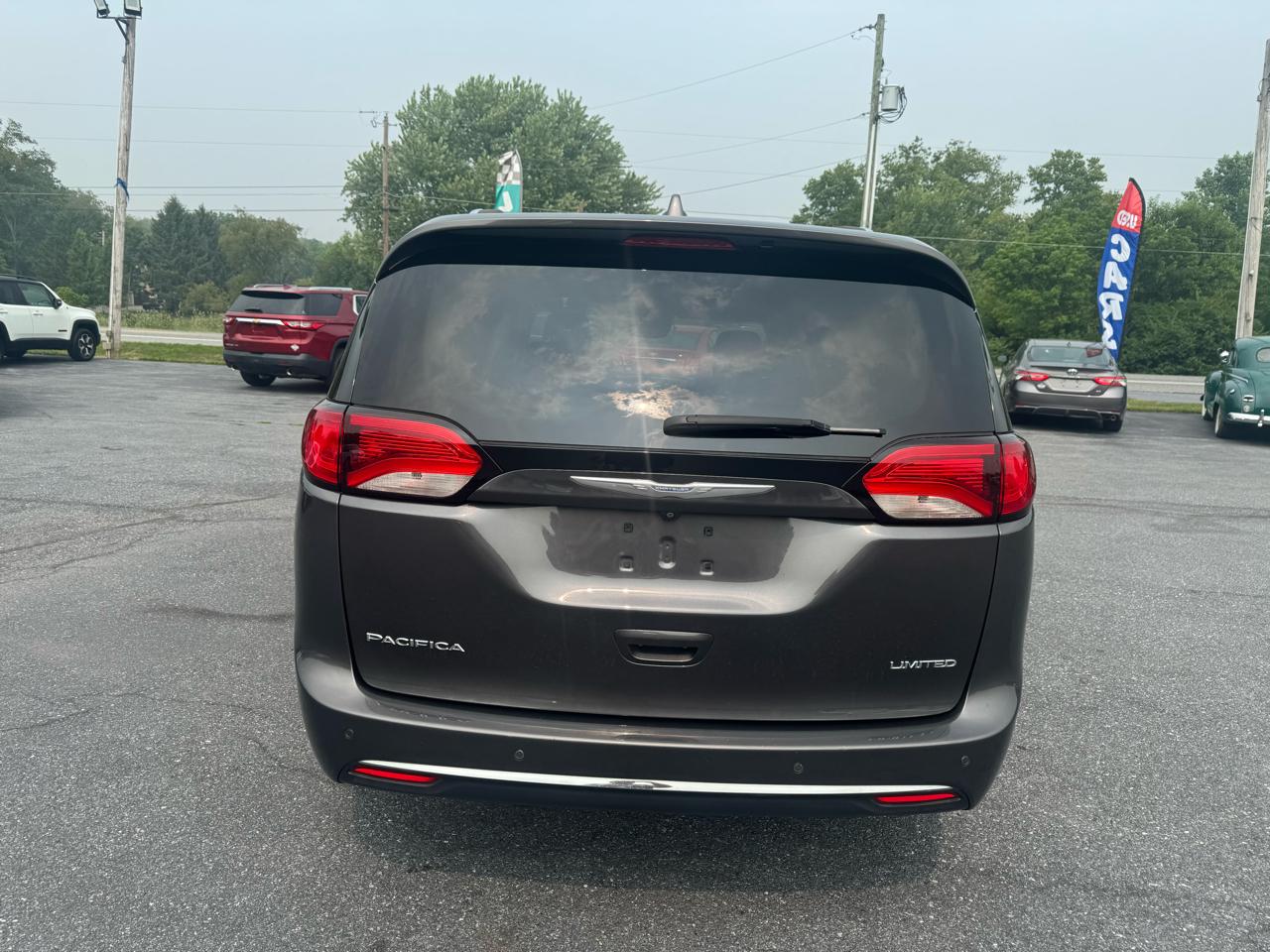 Chrysler Pacifica Limited FWD 2017