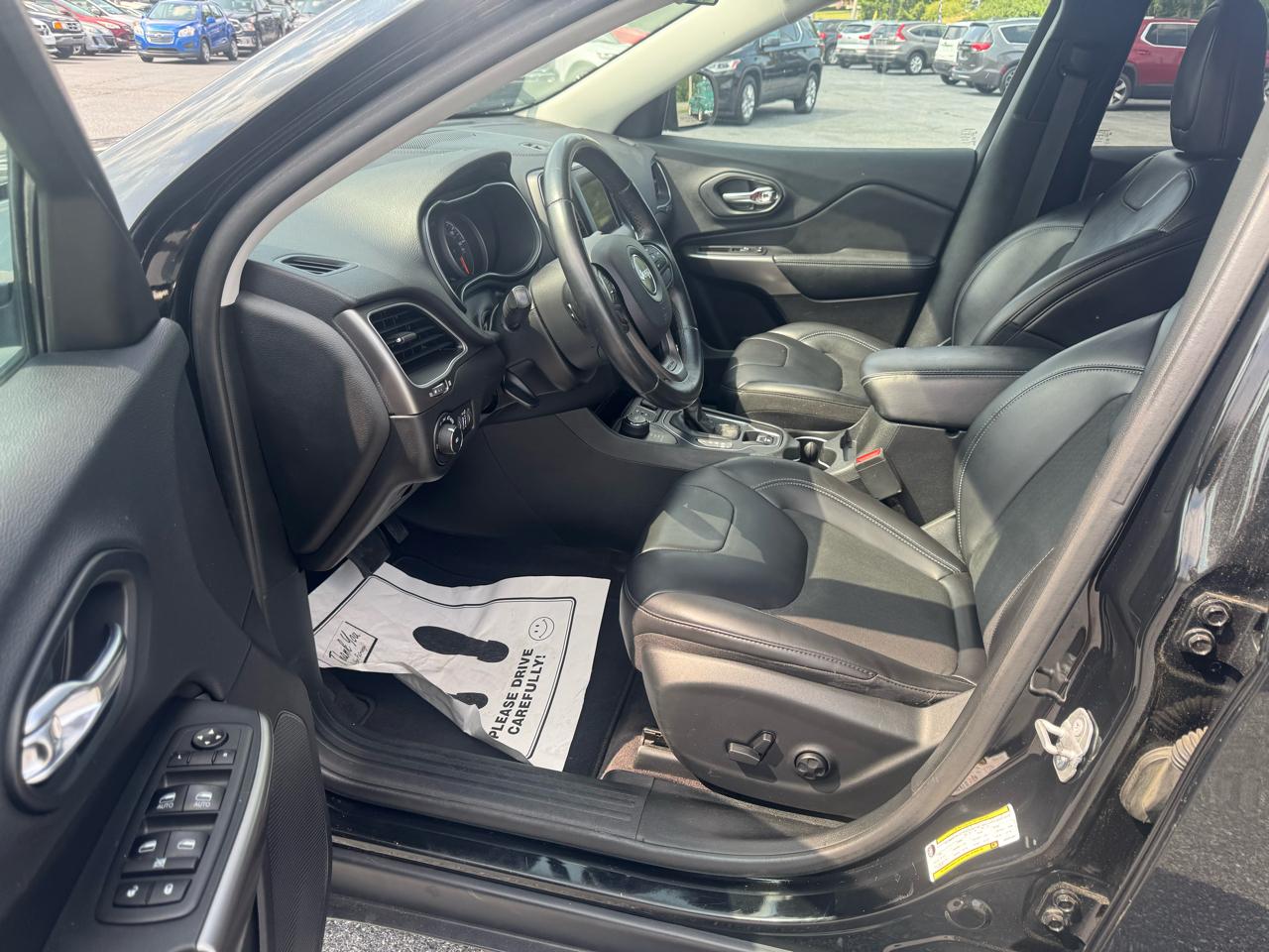 Jeep Cherokee Latitude Plus 4x4 2019